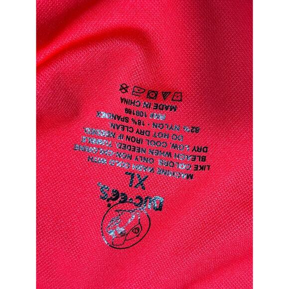 Buc-ee's One-Piece Swimsuit Womens Size XL Red With Beaver Logo Print - Picture 2 of 4